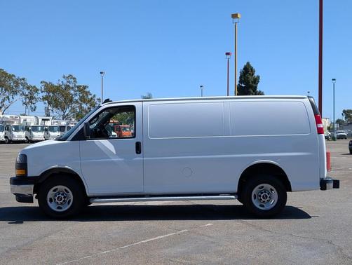 2024 GMC Savana 2500 Work Van