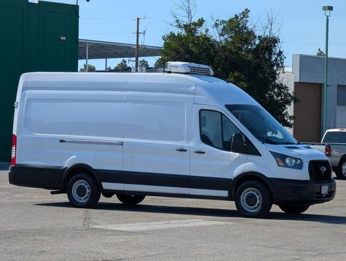 Oxford White 2022 Ford Transit-250 Base