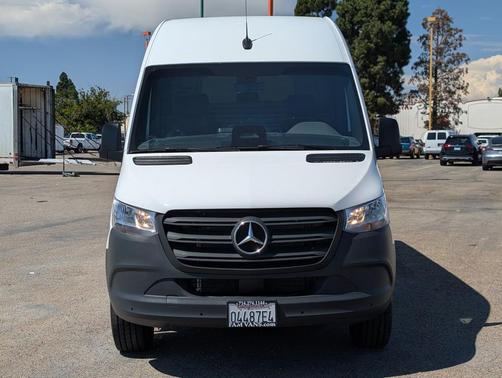 2025 Mercedes-Benz Sprinter 2500 High Roof