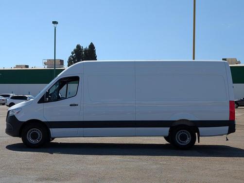 2025 Mercedes-Benz Sprinter 2500 High Roof