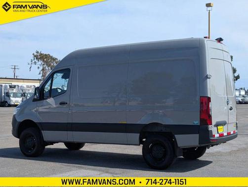 Gray 2022 Mercedes-Benz Sprinter 2500 Standard Roof
