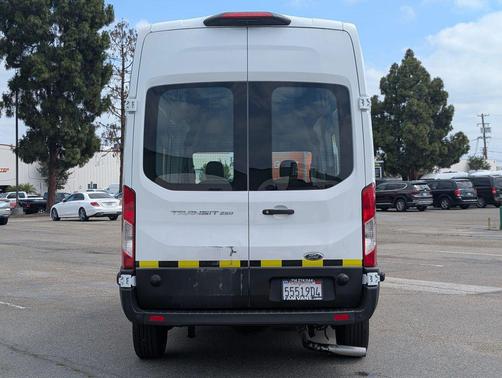 Oxford White 2023 Ford Transit-250 Base