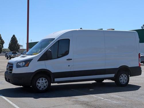 Oxford White 2023 Ford E-Transit T-350 Medium Roof
