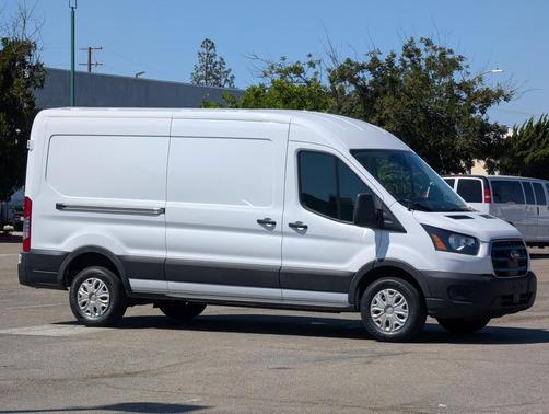 Oxford White 2023 Ford E-Transit T-350 Medium Roof