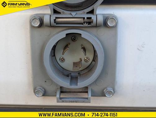 2022 Ford Transit-250 Base