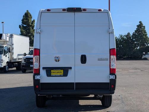 2025 RAM ProMaster 2500 Tradesman