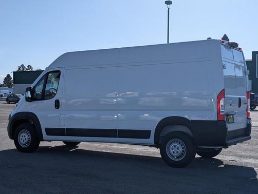 2025 RAM ProMaster 2500 Tradesman