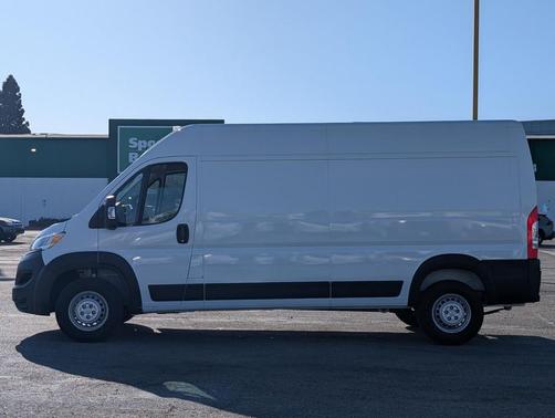 2025 RAM ProMaster 2500 Tradesman