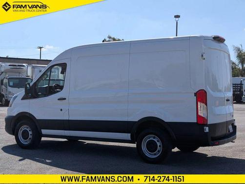 Oxford White 2022 Ford Transit-150 Base