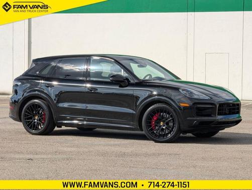 2023 Porsche Cayenne GTS