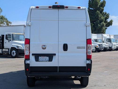 Bright White Clearcoat 2026 RAM ProMaster 2500 Tradesman