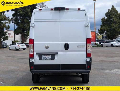 Bright White Clearcoat 2026 RAM ProMaster 2500 Tradesman