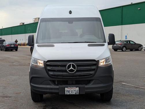 2024 Mercedes-Benz Sprinter 2500 High Roof