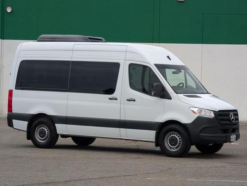 2024 Mercedes-Benz Sprinter 2500 High Roof