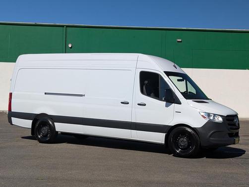 2024 Mercedes-Benz Sprinter 2500 High Roof