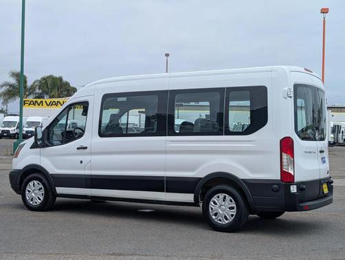 Oxford White 2017 Ford Transit-350 XL