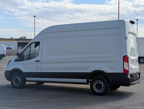 2018 Ford Transit-250 Base
