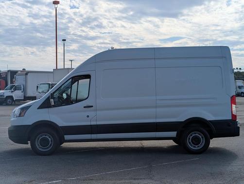2018 Ford Transit-250 Base