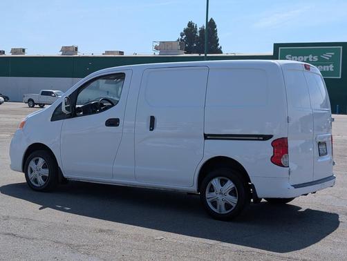 2020 Nissan NV200 SV