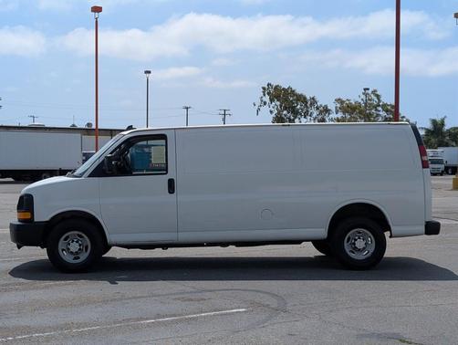 2017 Chevrolet Express 2500 Work Van