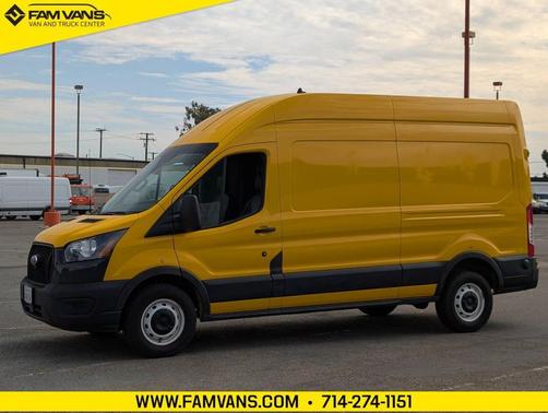 2022 Ford Transit-250 Base