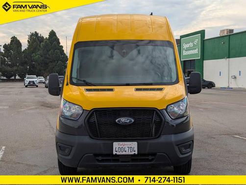 2022 Ford Transit-250 Base