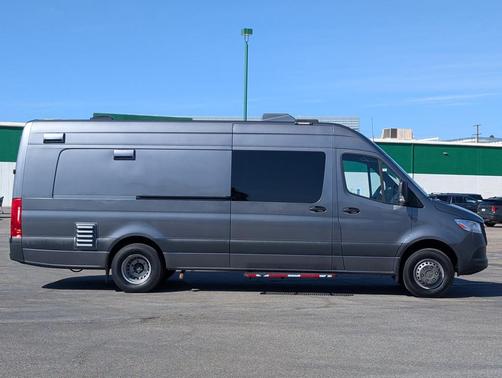 2021 Mercedes-Benz Sprinter 4500 High Roof V6