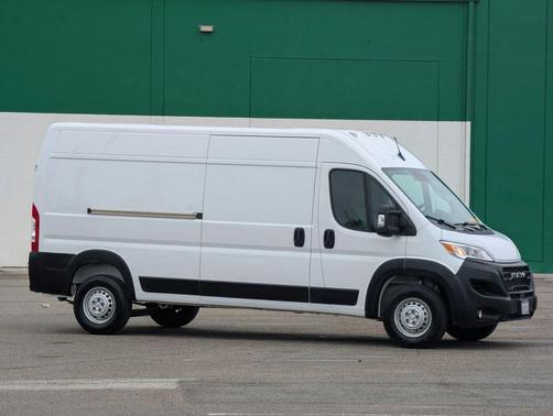 Bright White Clearcoat 2026 RAM ProMaster 2500 Tradesman