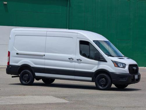 Oxford White 2024 Ford Transit-250 Base