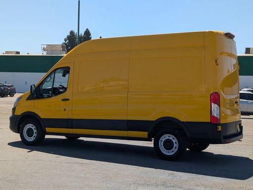 School Bus Yellow 2021 Ford Transit-250 Base