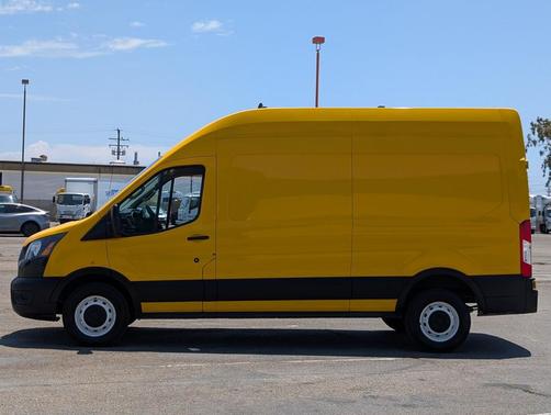2021 Ford Transit-250 Base
