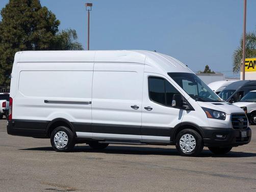 Oxford White 2022 Ford E-Transit T-350 High Roof