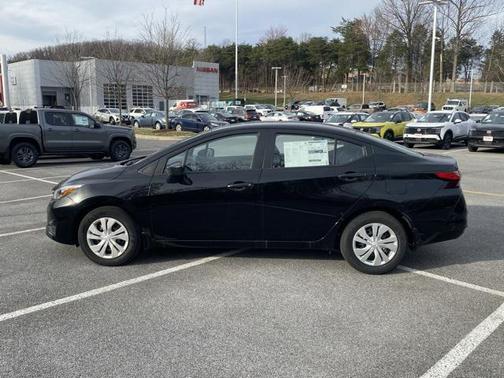 2025 Nissan Versa 1.6 S
