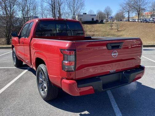 2025 Nissan Frontier SV
