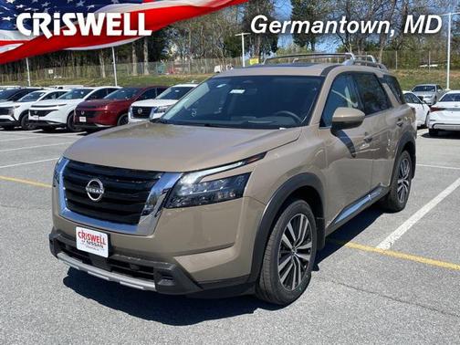2025 Nissan Pathfinder Platinum 4WD