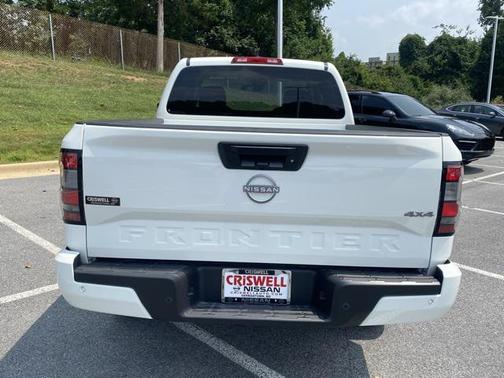 2025 Nissan Frontier SV