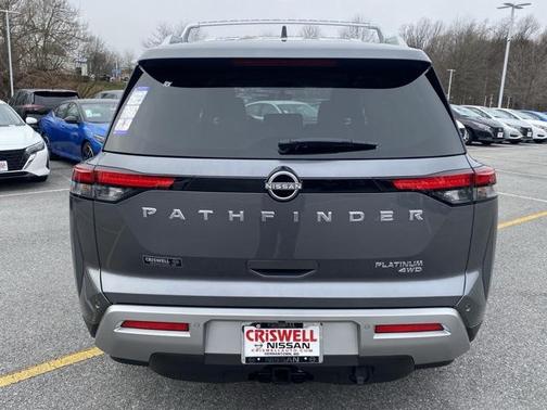 2025 Nissan Pathfinder Platinum 4WD