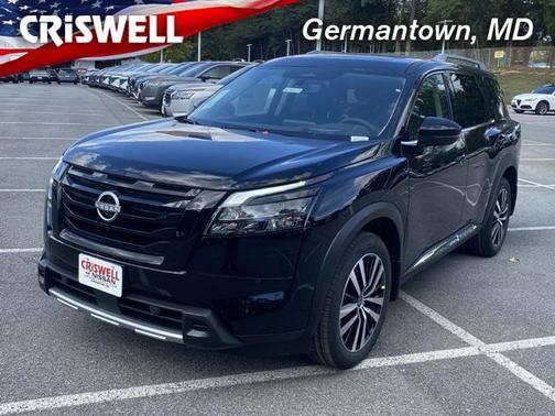2025 Nissan Pathfinder Platinum 4WD