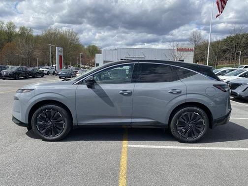 2025 Nissan Murano Platinum