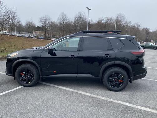 2025 Nissan Rogue Rock Creek