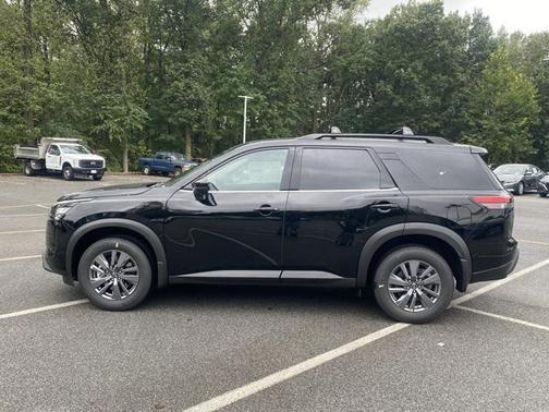 2025 Nissan Pathfinder SV 4WD