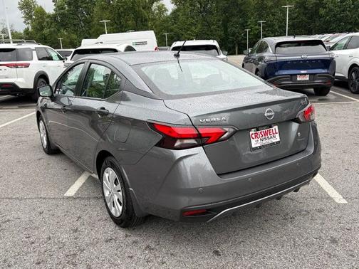 Gun Metallic 2025 Nissan Versa 1.6 S
