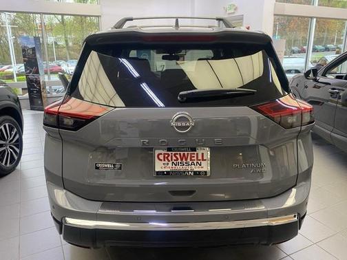 2025 Nissan Rogue Platinum