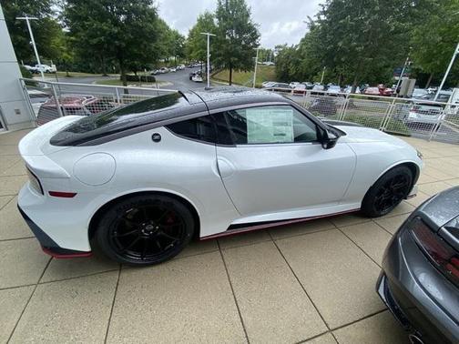2024 Nissan Z NISMO Auto