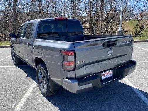 2025 Nissan Frontier SV