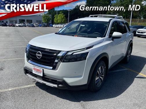 2025 Nissan Pathfinder SL 4WD