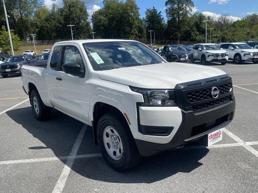 2025 Nissan Frontier S