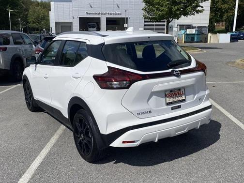 2024 Nissan Kicks SV