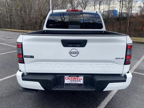 2026 Nissan Frontier SV