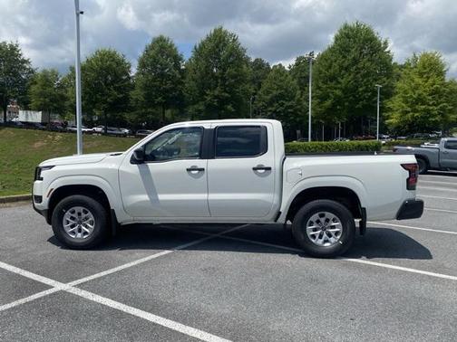 2025 Nissan Frontier S